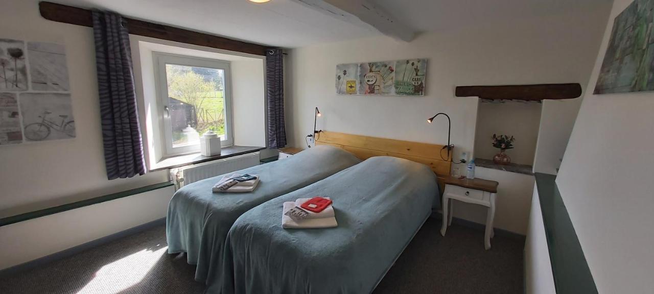 La Fermette Blanche Bed & Breakfast Nadrin Exterior foto