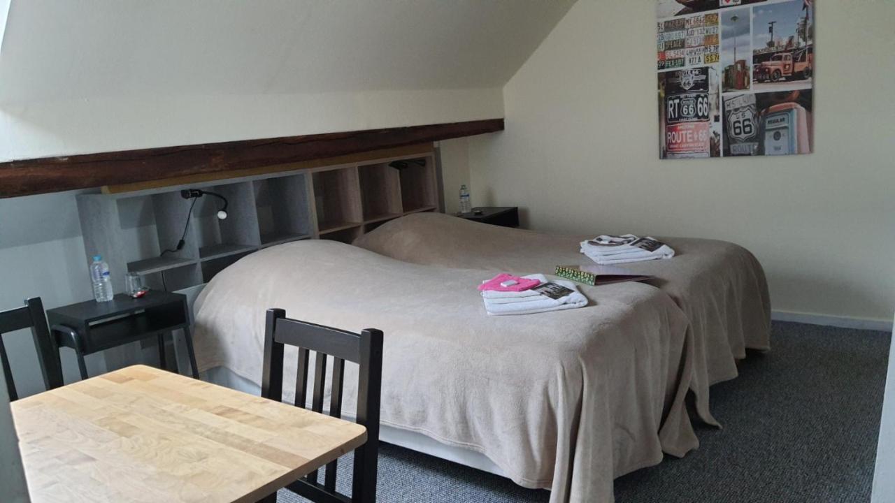 La Fermette Blanche Bed & Breakfast Nadrin Exterior foto