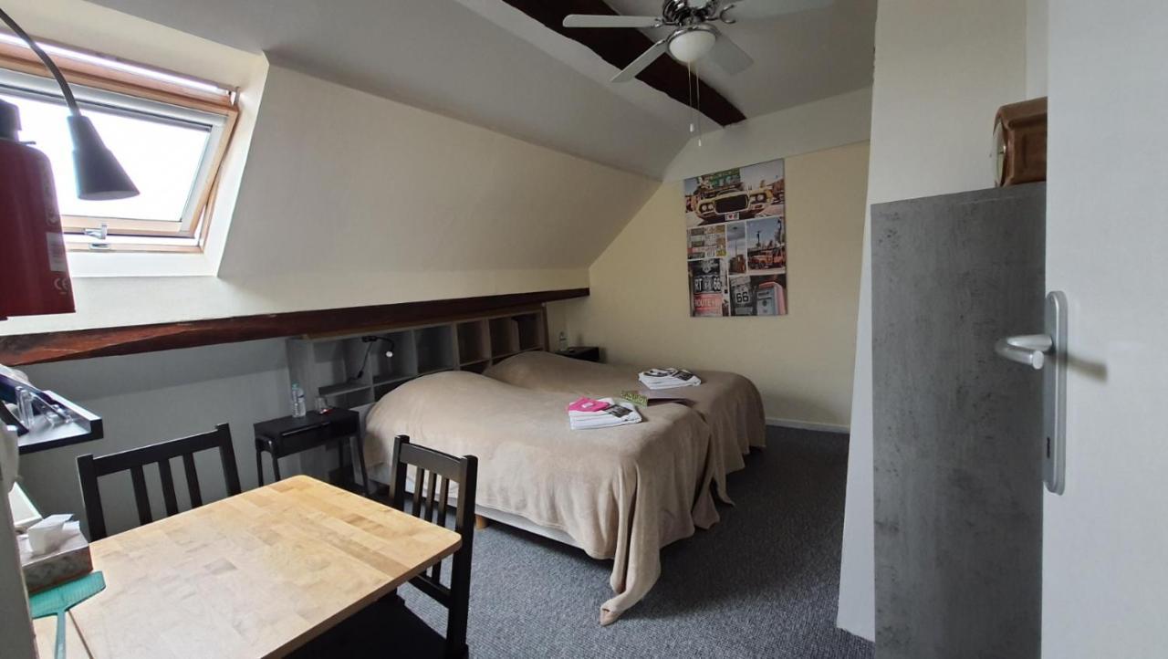 La Fermette Blanche Bed & Breakfast Nadrin Exterior foto