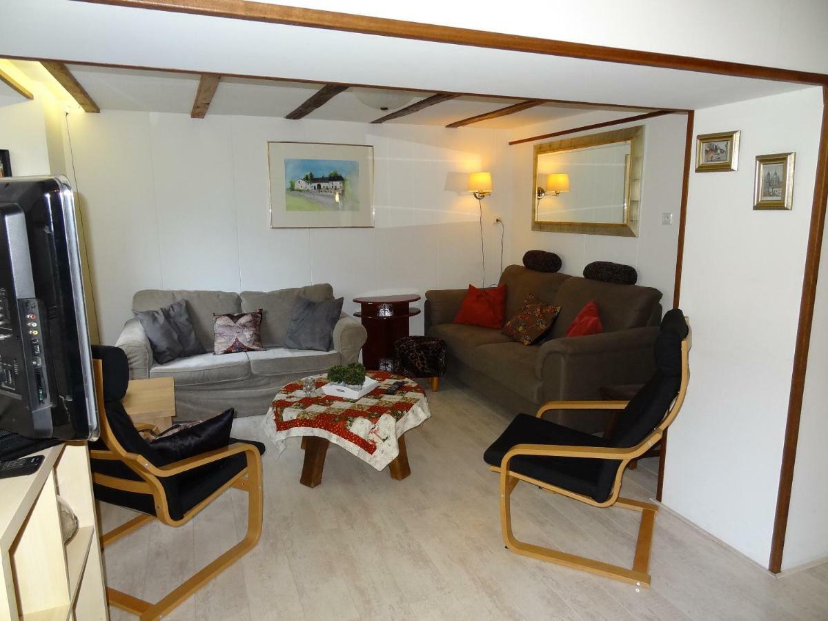 La Fermette Blanche Bed & Breakfast Nadrin Exterior foto