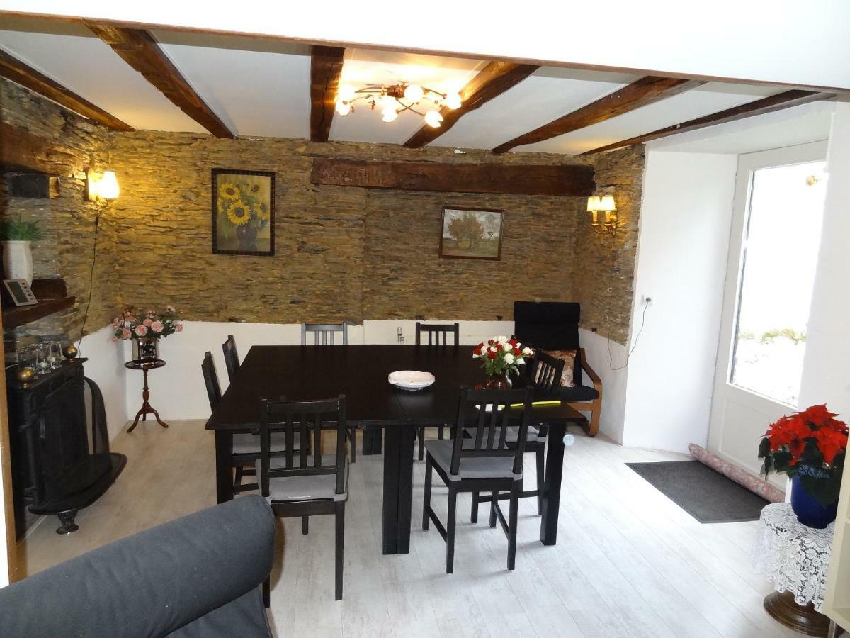 La Fermette Blanche Bed & Breakfast Nadrin Exterior foto