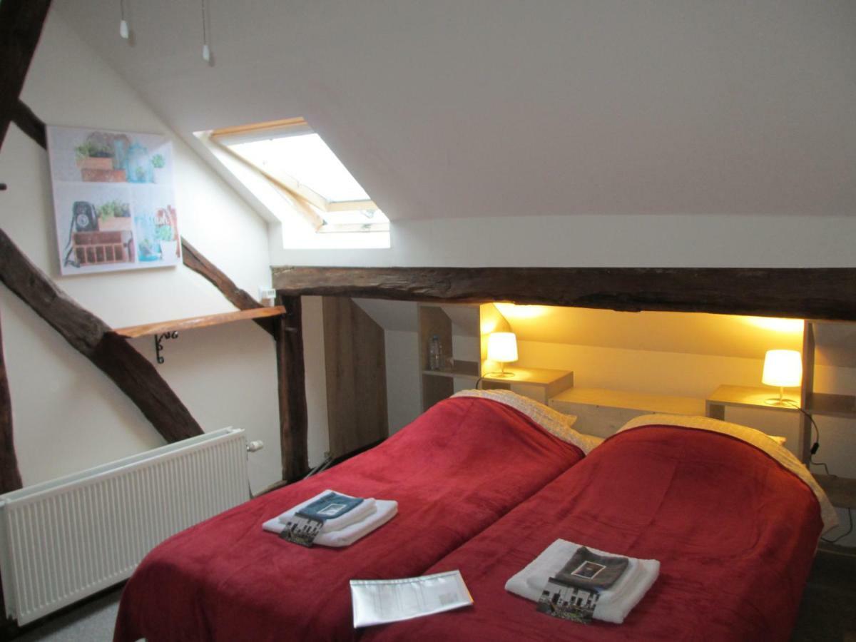 La Fermette Blanche Bed & Breakfast Nadrin Exterior foto