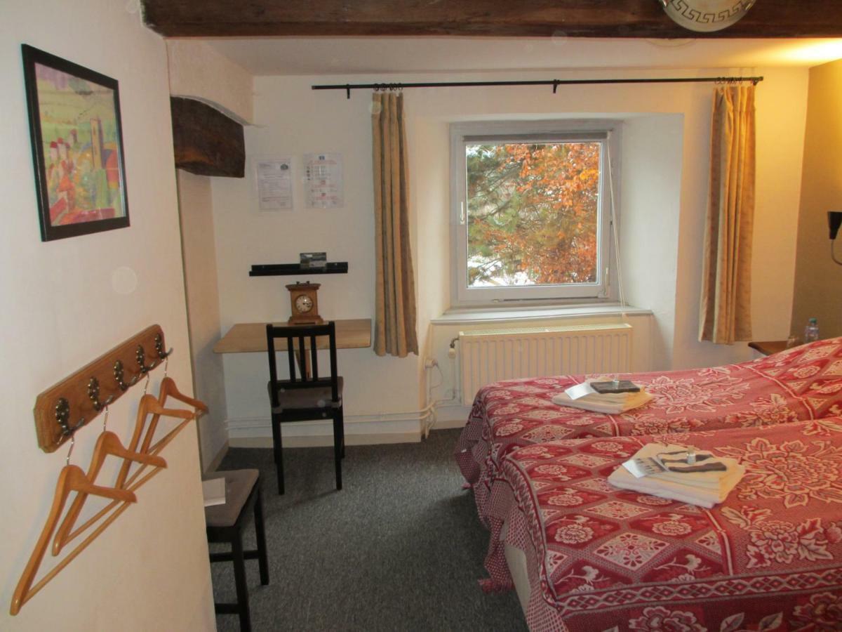 La Fermette Blanche Bed & Breakfast Nadrin Exterior foto